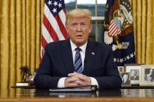 Bài học kinh doanh để đời từ tỷ phú Donald Trump
