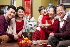 Cách khiến bố mẹ bạn gái quý bạn