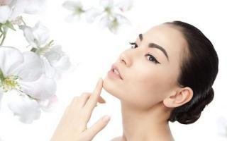 Sản phẩm hỗ trợ điều hòa nội tiết tố nữ, khắc phục khô và sạm da hiệu quả
