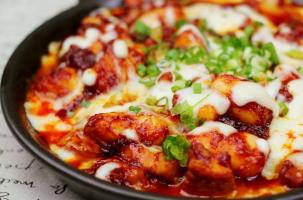 Địa chỉ bán gà phô mai ngon ở Quận Bình Thạnh, TP. HCM