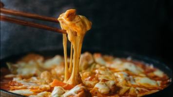 Quán gà phủ phô mai Hàn Quốc ngon nhất Sài Gòn