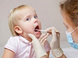 Bác sĩ khám và điều trị viêm amidan giỏi nhất Hà Nội