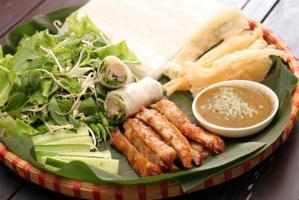 Quán nem nướng Nha Trang ngon nhất Quận Bắc Từ Liêm, Hà Nội