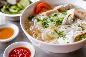 Địa điểm ăn bún cá sứa ngon Sài Gòn