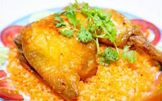 Cơm gà xối mỡ ngon nhất tại Sài Gòn