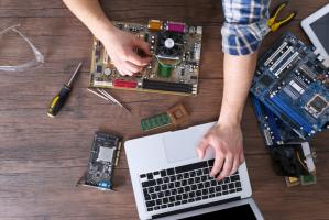 Địa chỉ sửa máy tính, laptop uy tín nhất quận Bắc Từ Liêm, Hà Nội