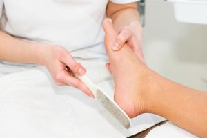 Dịch vụ chà gót chân chuyên nghiệp, giá tốt nhất TP. Buôn Ma Thuột