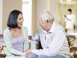 Dịch vụ chăm sóc người già tại nhà uy tín nhất ở TP.HCM