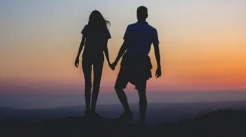 Dấu hiệu nàng đã bật đèn xanh cho bạn