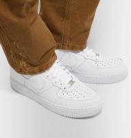 Giày sneaker được ưa chuộng nhất hiện nay