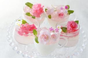 Loại hoa ăn được và dùng để chế biến thành nhiều món ngon mà bạn nên biết