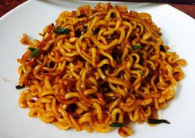 Loại mì khô trộn ngon được ưa thích nhất hiện nay