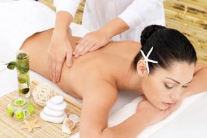 Loại tinh dầu massage body ưa chuộng hiện nay