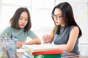 Lớp luyện thi môn văn đại học - THPT quốc gia uy tín nhất Hà Nội