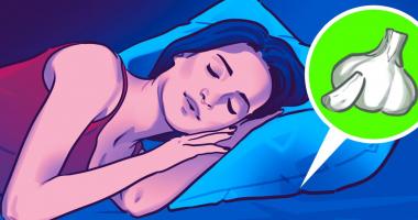 Lý do tại sao chúng ta nên đặt tỏi dưới gối khi ngủ