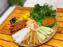 Quán nem nướng Nha Trang ngon nhất Quận Nam Từ Liêm, Hà Nội