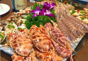 Nhà hàng Buffet hải sản tươi, ngon nhất Đà Nẵng