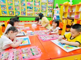 Lợi ích khi cha mẹ cho bé học vẽ từ sớm