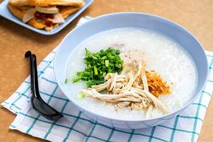 Quán bán cháo gà ngon và hấp dẫn nhất tại Hà Nội
