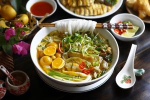 Quán phở gà ngon nhất Hà Nội