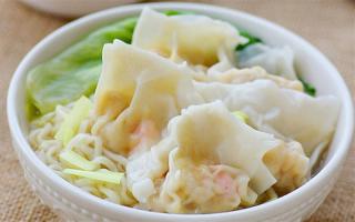 Địa chỉ bán hoành thánh ngon nhất ở TP. HCM