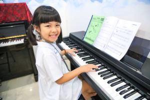 Trung tâm dạy đàn uy tín nhất Quận 1 TP.HCM