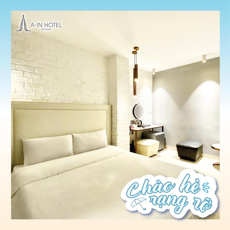 A in Hotel Del Luna