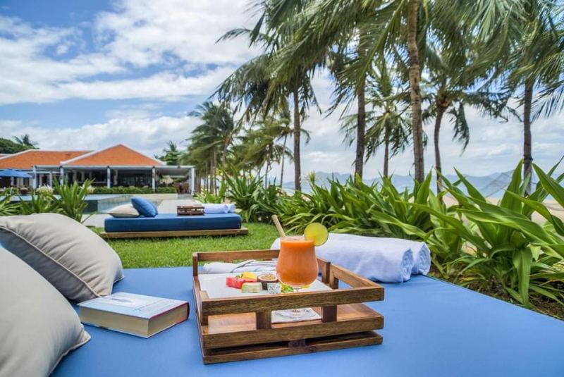 Ana Beach House Bar & Restaurant