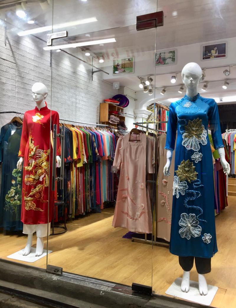 Áo dài Sao Mai