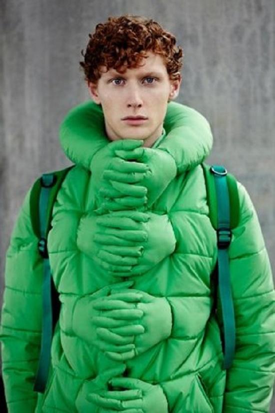 Áo khoác Hug Me