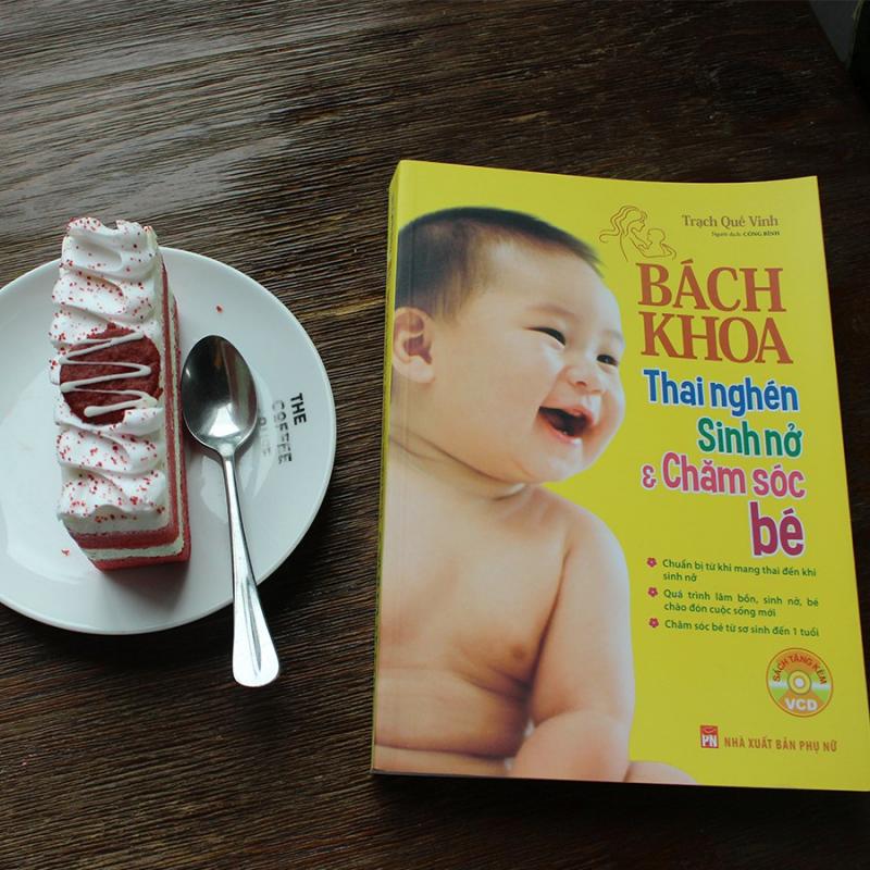 Bách khoa thai nghén sinh nở và chăm sóc bé