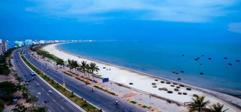Mỹ Khê là bãi biển tại Đà Nẵng được nhiều bạn trẻ lựa chọn nhất trong dịp 8/3