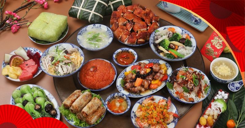 Mâm cơm cúng tất niên