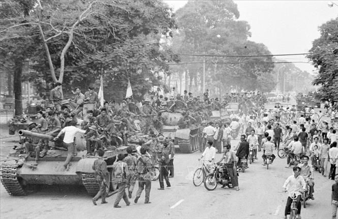 Bài viết chào mừng ngày 30-4 số 2