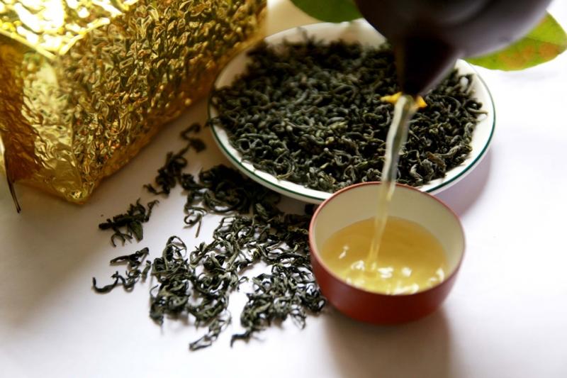 Chè, cà phê là món đồ uống dễ bán trong dịp Tết