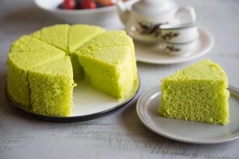 Bánh bông lan lá dứa