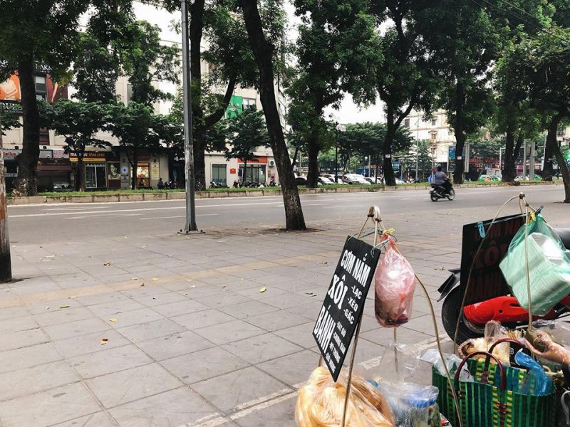 Bánh chưng rán vỉa hè Giảng Võ