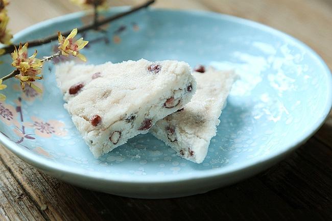 Bánh đậu đỏ hấp xốp mềm