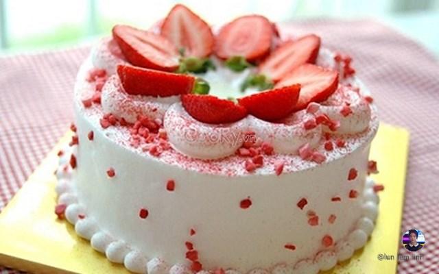 Bánh kem dâu tây
