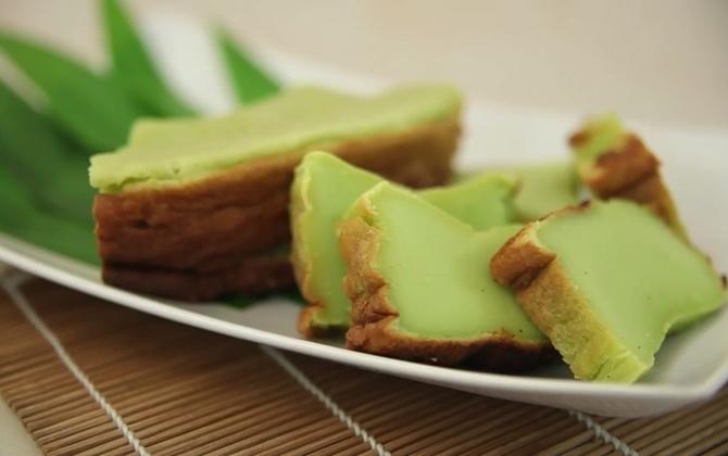 Bánh lá dứa nướng