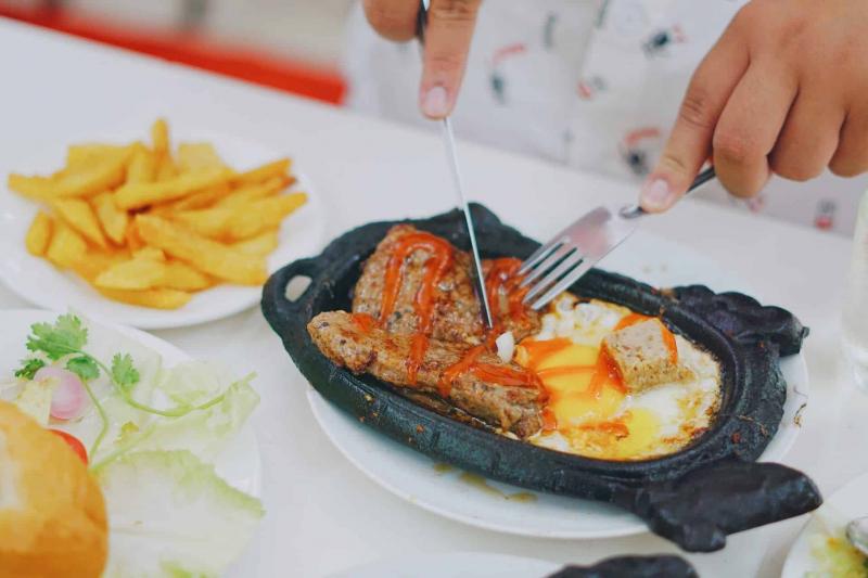Bò Né Lệ Hồng