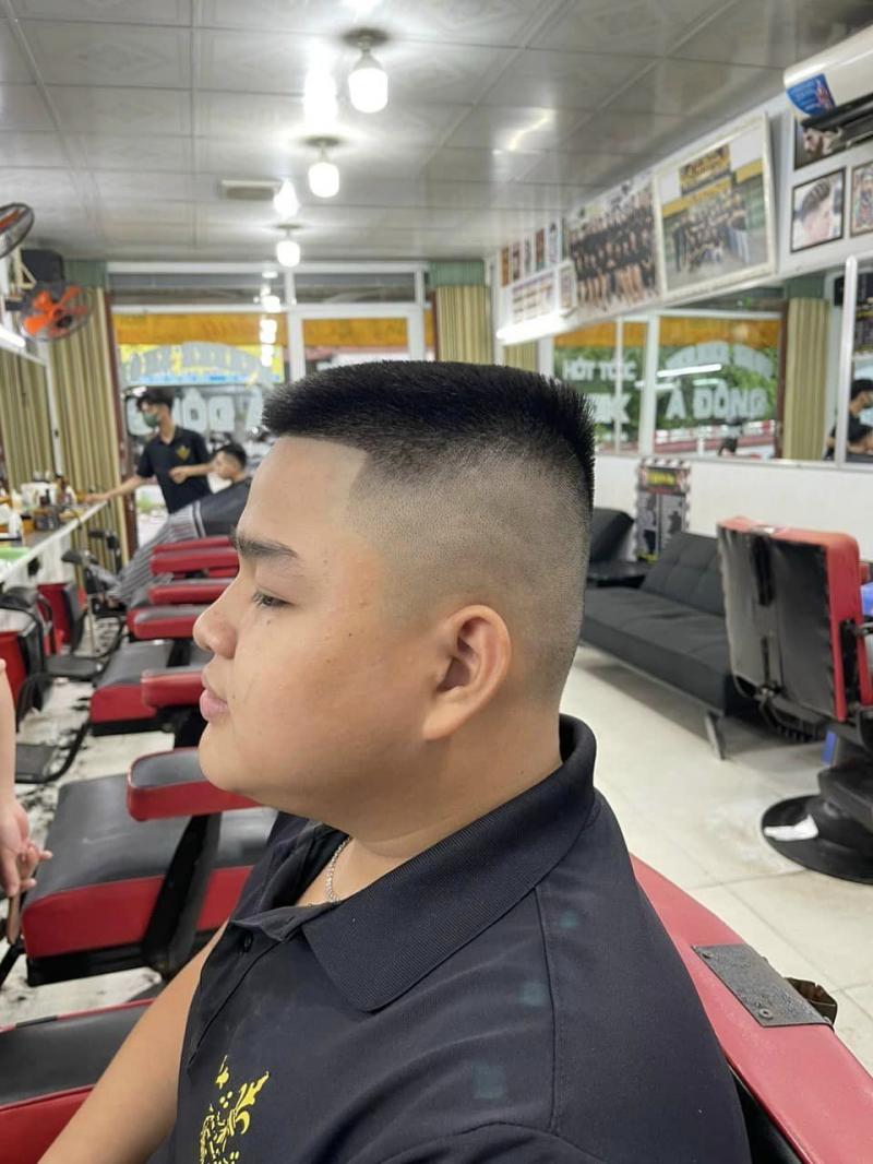 BarBer Shop Á Đông