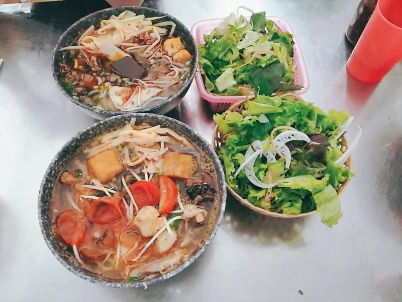 Bún Bò Huế Ao Sen