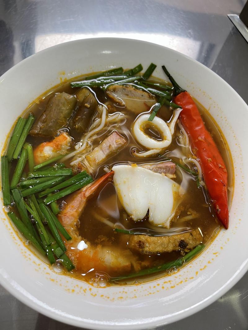 Bún Mắm Miền Tây - Cách Mạng Tháng 8