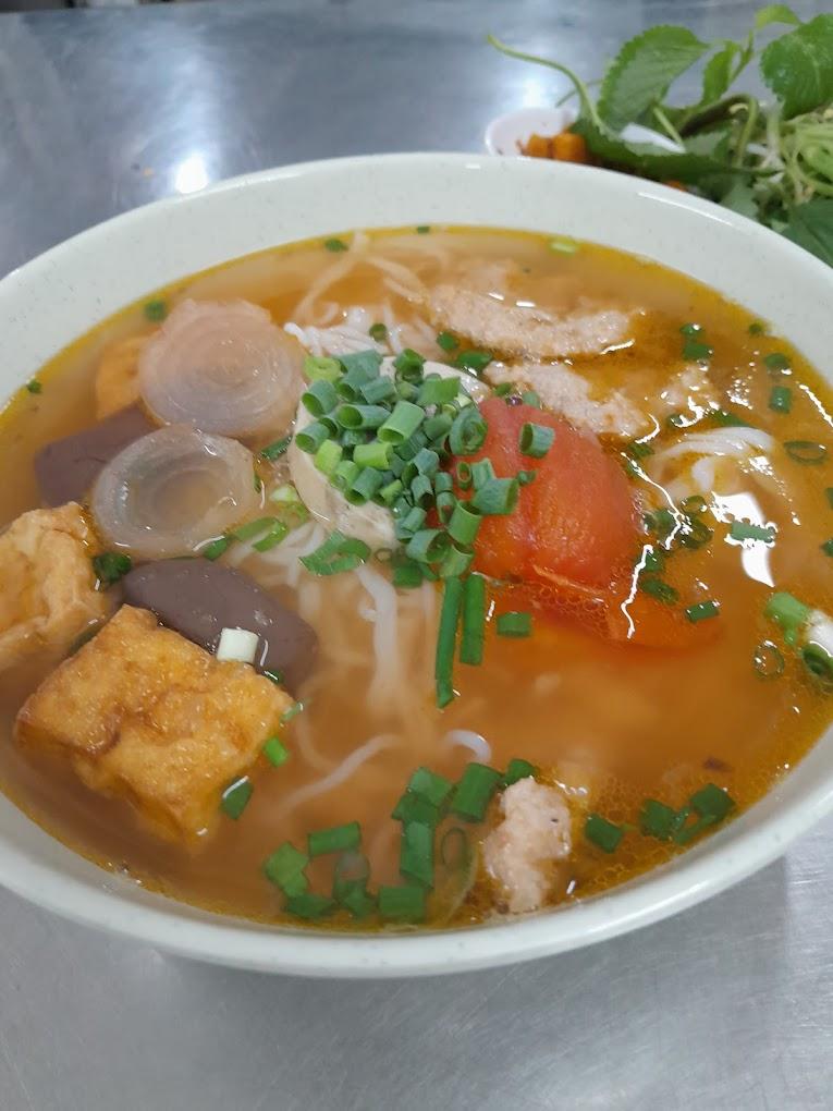 Bún Riêu Tôm Lan