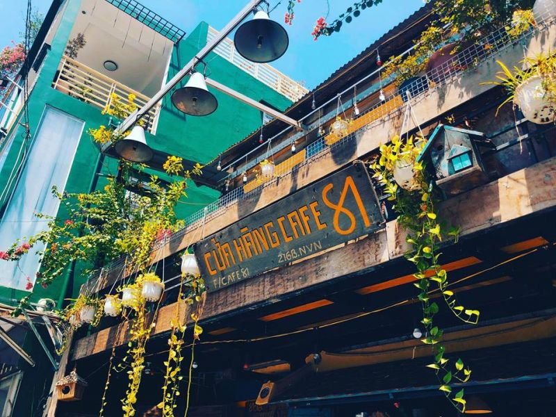 Cafe81