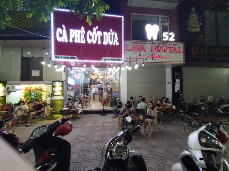 Cafe Cốt Dừa Cô Hạnh