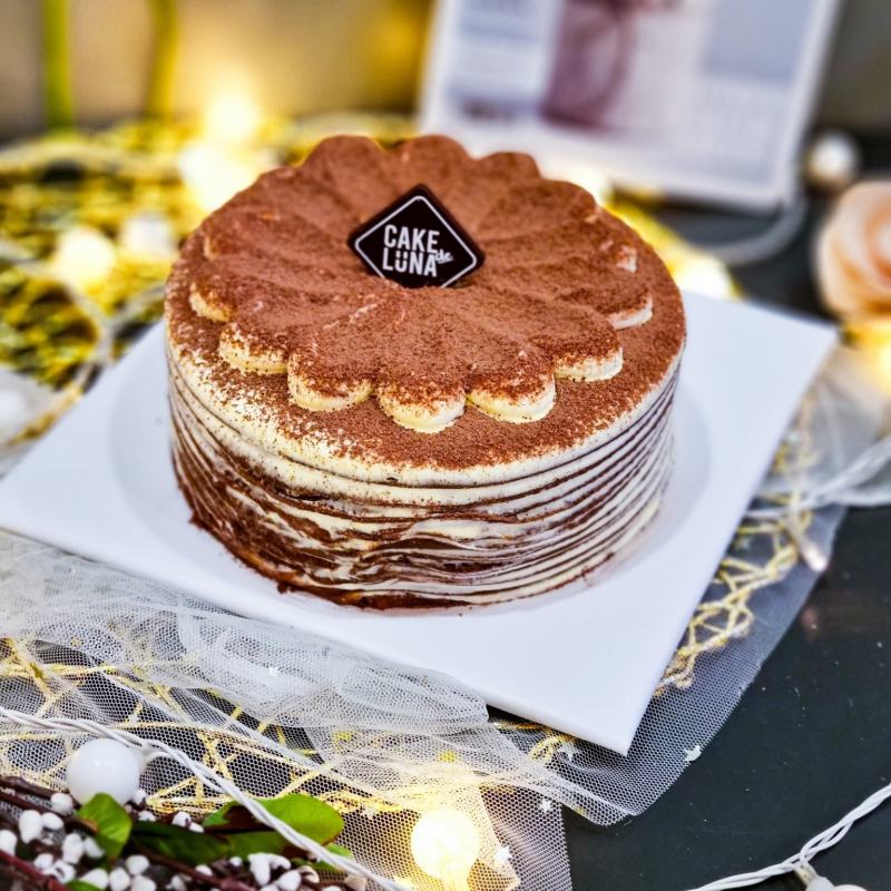 Cake De Luna