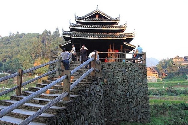Cầu Phong Vũ, Trung Quốc