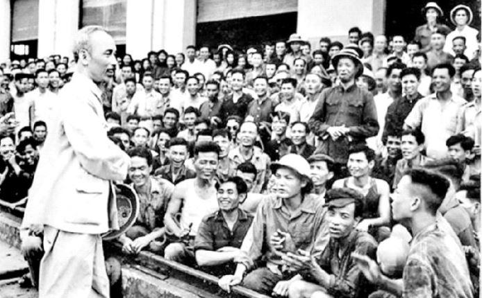 Đề cương ôn tâp câu hỏi ngắn môn tư tưởng HCM - Trường Đại học Đà Nẵng